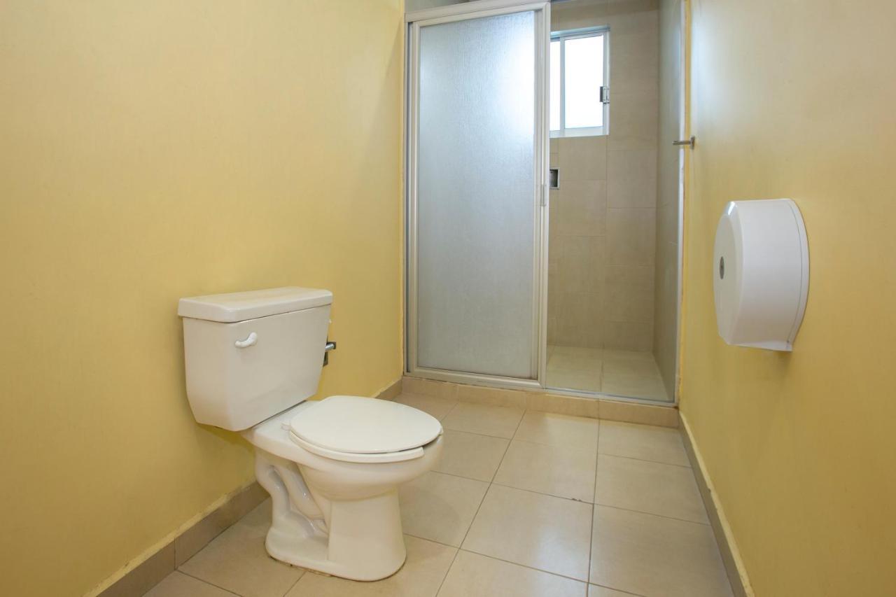 Hotel Euro Confort,Pachuca Exteriör bild