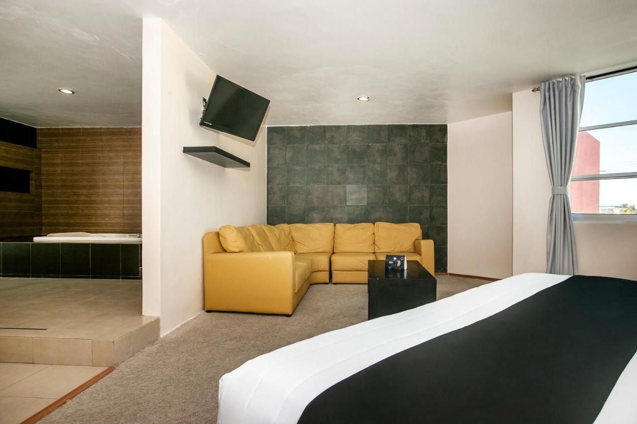 Hotel Euro Confort,Pachuca Exteriör bild
