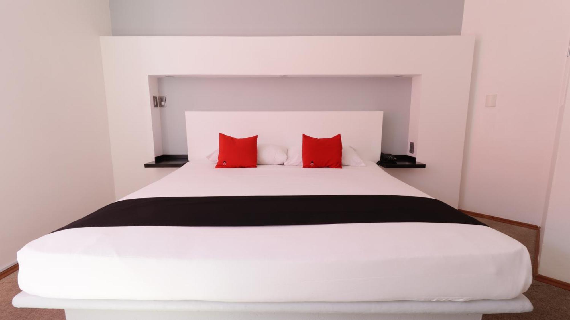 Hotel Euro Confort,Pachuca Exteriör bild